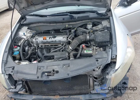 2010 Honda Accord 2.4 Lx-P from USA, damaged, VIN 1HGCP2F41AA002562